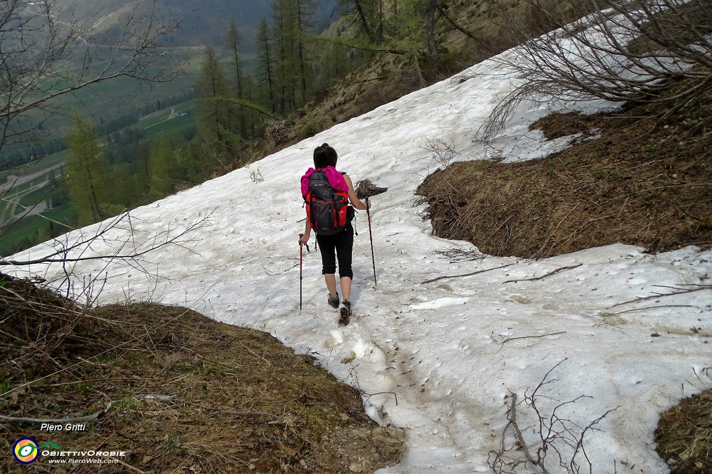 82 Accumulo di neve da discendere e attraversare.JPG